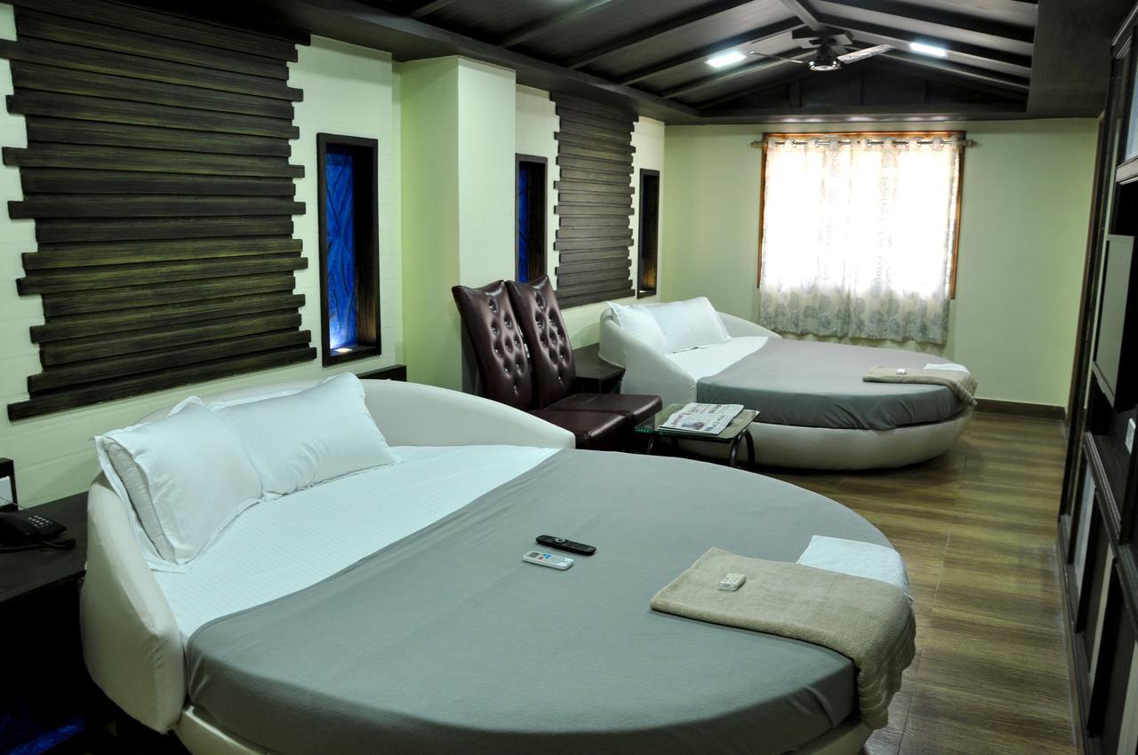 อนันธิราม เฮอริเทจ Hotel กาไรกาล ภายนอก รูปภาพ