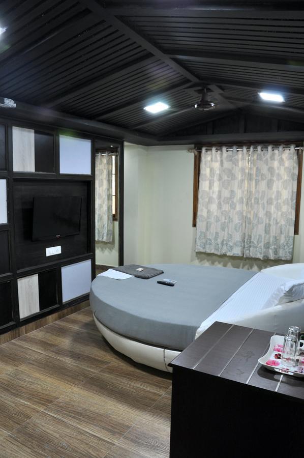 อนันธิราม เฮอริเทจ Hotel กาไรกาล ภายนอก รูปภาพ