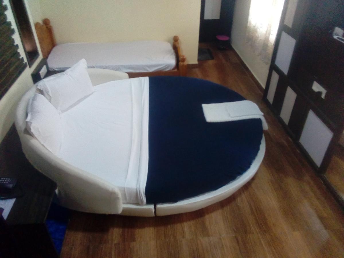 อนันธิราม เฮอริเทจ Hotel กาไรกาล ภายนอก รูปภาพ